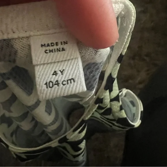 Burberry Toddler set size